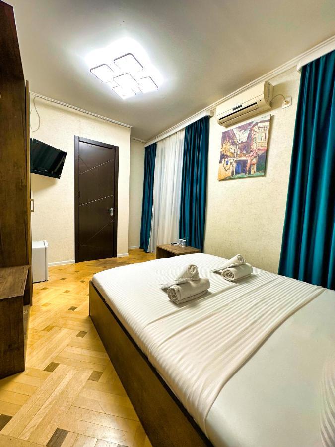 Metekhi View Hotel Tbilisi ภายนอก รูปภาพ